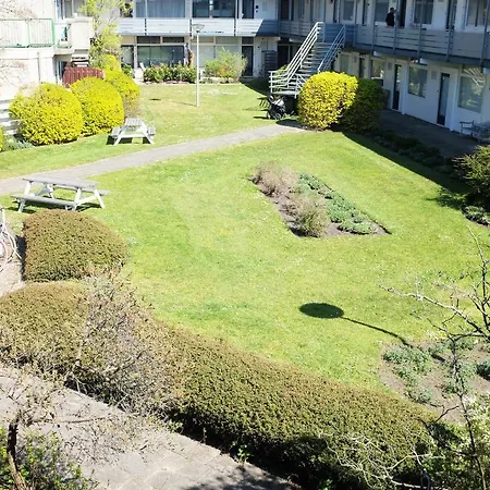 Kuta Apartamento *